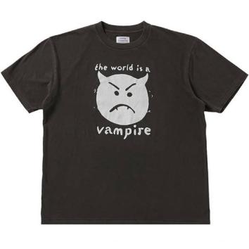 【INSONNIA PROJECTS-インソニアプロジェクト】THE WORLD IS A VAMPIRE TEE【BLK】