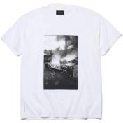 【DELUXE-デラックス】DELUXE x Allan Potter TEE【WHT】