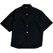 【UNDERCOVER-アンダーカバー】Coタイプライター ダブルカラー半袖シャツ【BLK】