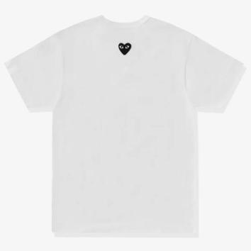【PLAY COMME des GARCONS】T-SHIRT RED EMBLEM BACK BLACK HEART【WHT】