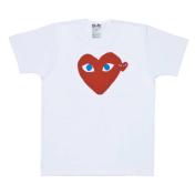 【PLAY COMME des GARCONS】T-SHIRT RED EMBLEM RED HEART BLUE EYE【WHT】