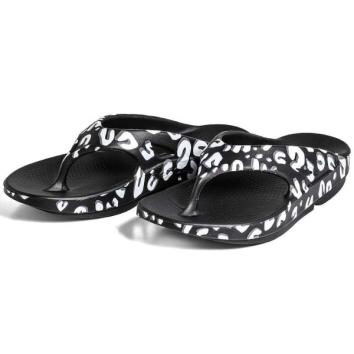 【TheSoloist-ソロイスト】OOFOS flip-flop.(leopard)【BLK】