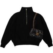 【doublet/ダブレット】TROMPE L’OEIL EMBROIDERY HALF ZIP KNIT【BLK】