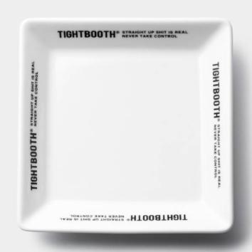 【TIGHTBOOTHPRODUCTION-タイトブースプロダクション】LOGO SQUARE PLATE【WHT】