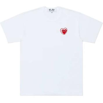 【PLAY COMME des GARCONS】T-SHIRT METALSTONE EMBLEM METALSTONE HEART【WHT/RED】